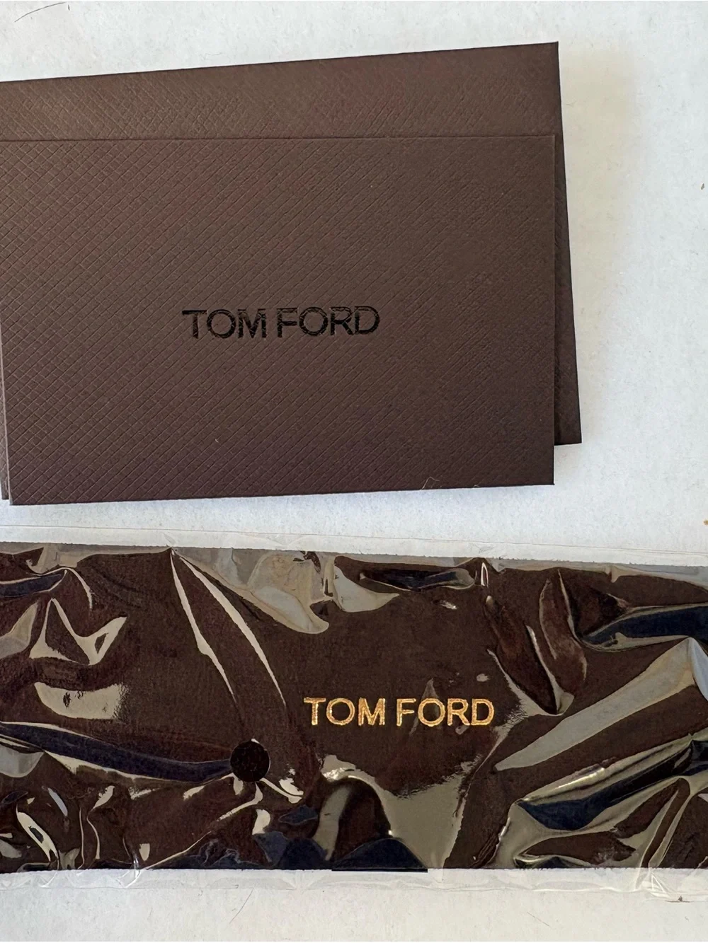 NEW AUTHENTIC TOM FORD X-LARGE EYGLASSES BOX VELOUR CASE SEALED CLOTH DOCUMENTS